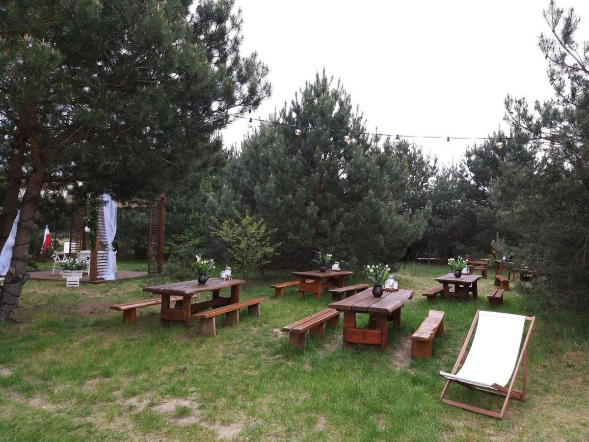 Miodowy Zakatek Caloroczne Domki I Pokoje Przy Suntago, Deepspot, Pyszne Sniadania, Grill, Ognisko Mszczonow Ngoại thất bức ảnh