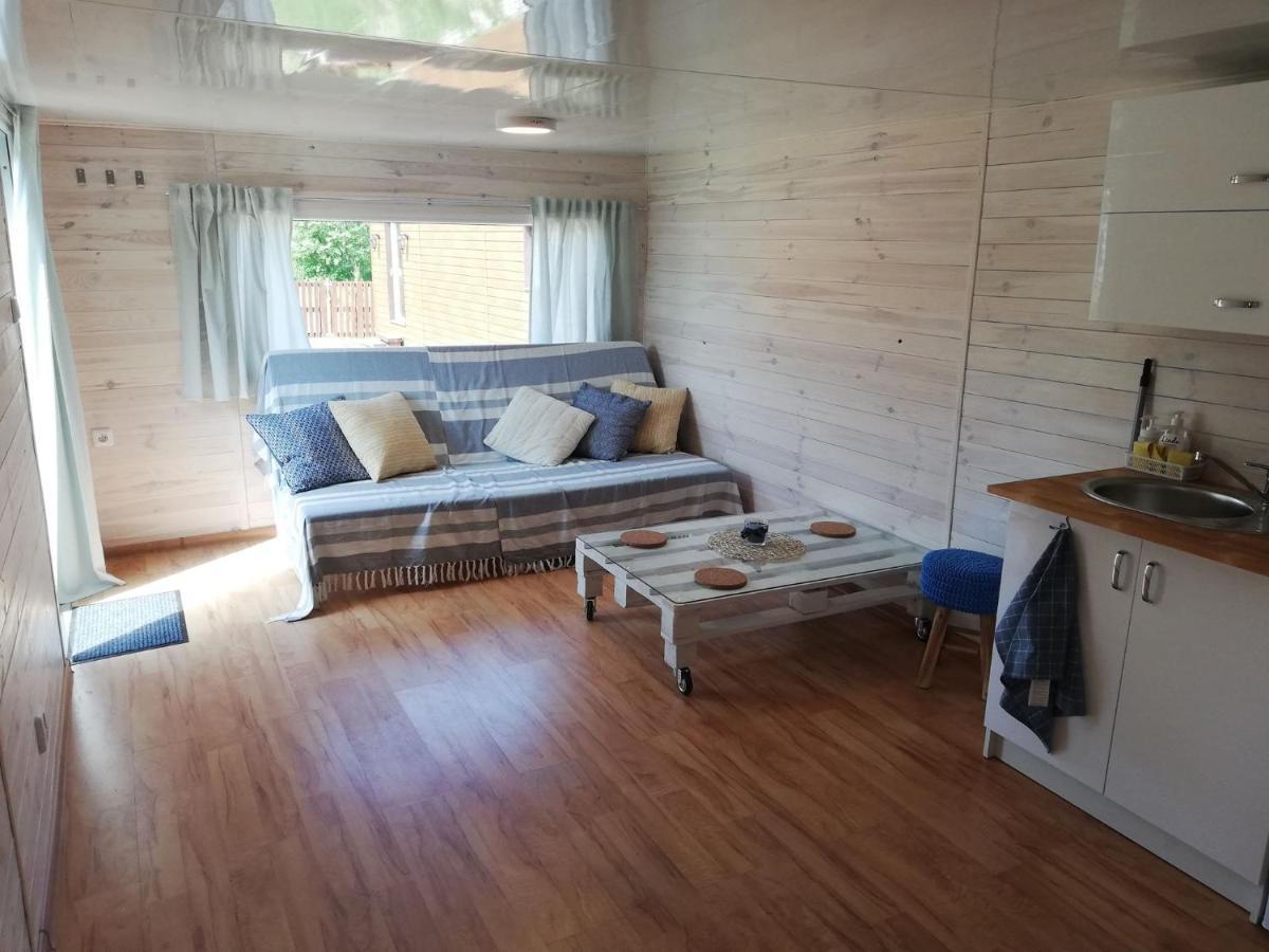 Miodowy Zakatek Caloroczne Domki I Pokoje Przy Suntago, Deepspot, Pyszne Sniadania, Grill, Ognisko Mszczonow Ngoại thất bức ảnh